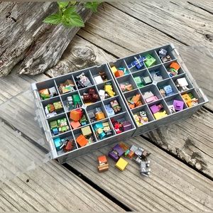 70 Pc MINECRAFT Minifigures Cave Collectible Display Play & Carry Case Cave Box